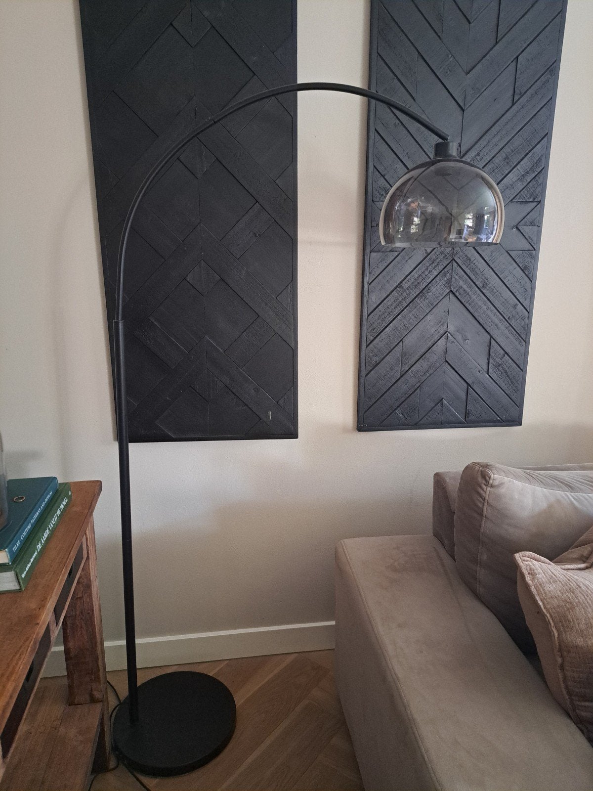 Moderne booglamp met glazen kap, Ophalen, E27 (groot), Zo goed als nieuw, Glas
