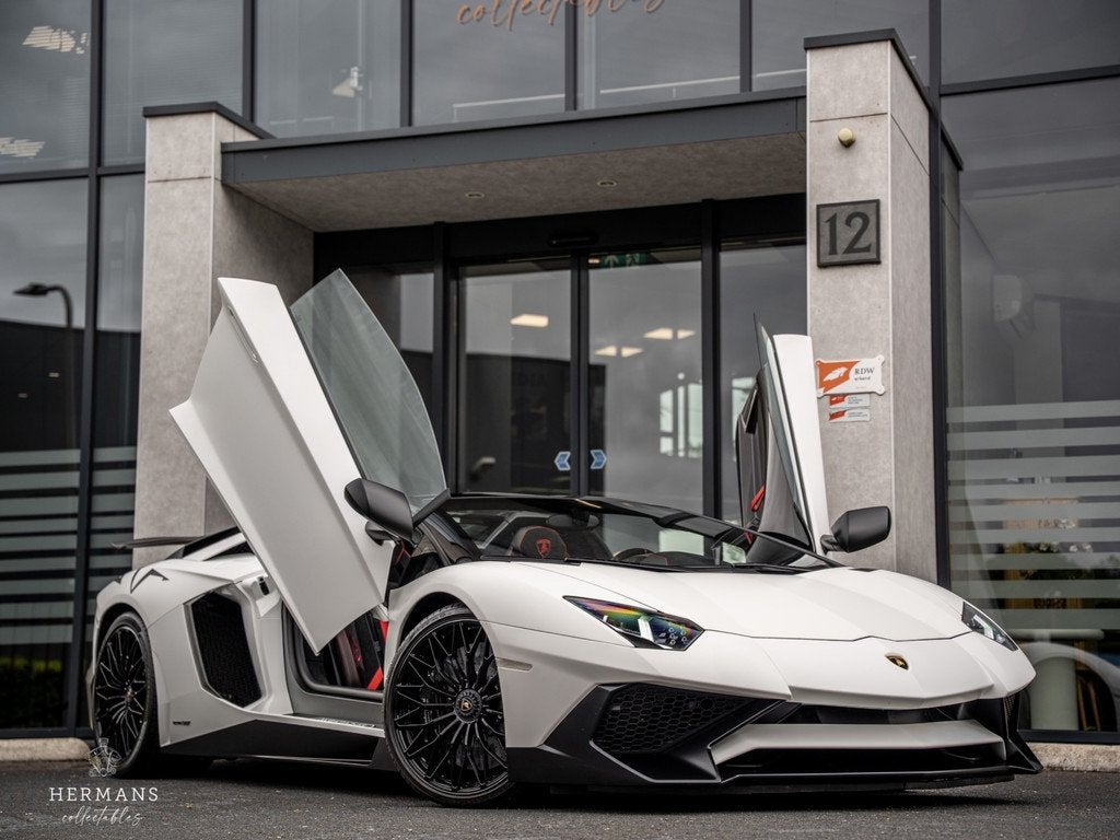 Lamborghini Aventador SV 750-4 V12 Roadster / 1/500 / Ad Per, Auto's, Lamborghini, Gebruikt, Alcantara, Wit, Origineel Nederlands