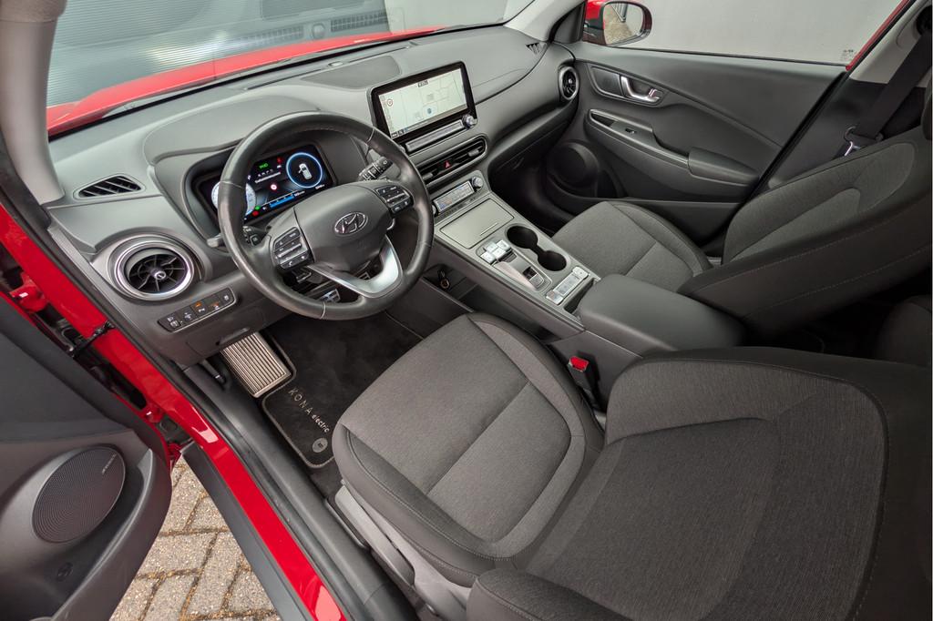 Hyundai KONA EV Fashion 39kWh 3-Fase SOH 96% Warmtepomp, Gebruikt, Zwart, Met garantie (alle), 18 min