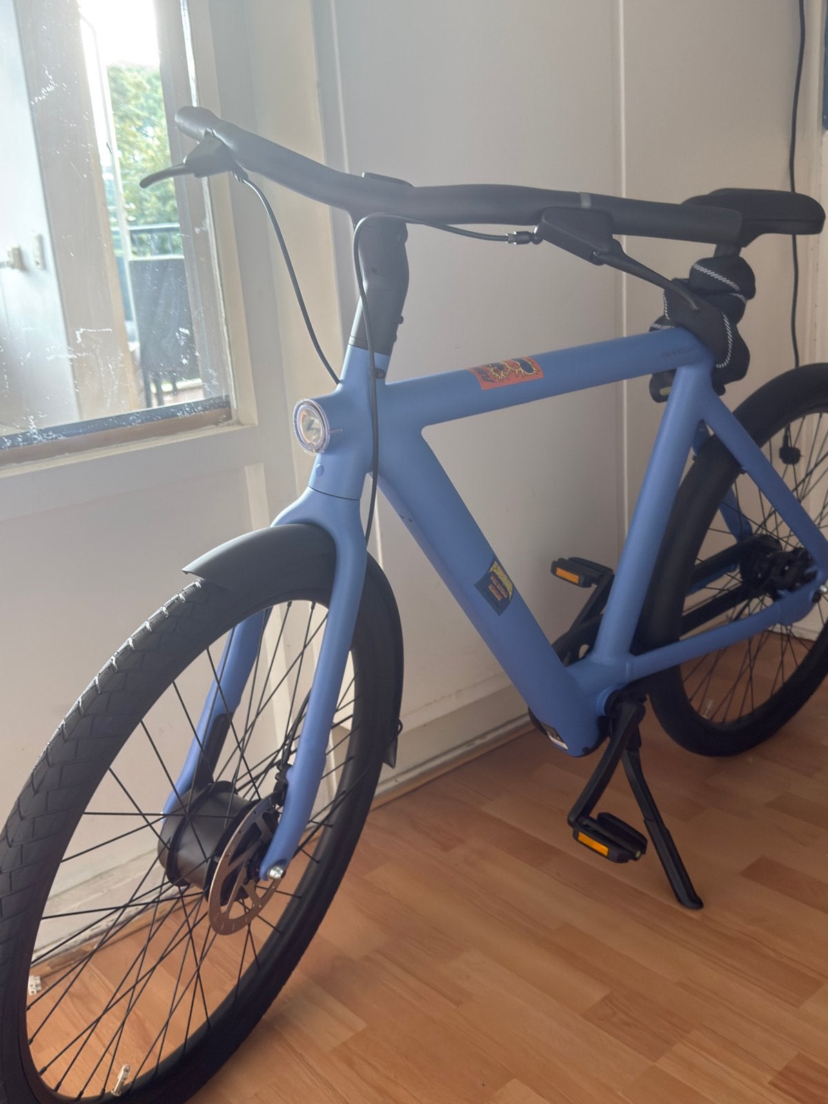 VanMoof S6 - Electric Blue - <50 km., Fietsen en Brommers, Ophalen, Zo goed als nieuw, 50 km per accu of meer, Vanmoof