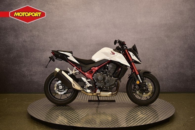 Honda CB 750 HORNET (bj 2024), Motoren, Motoren | Honda, Info@motoportwormerveer.nl, Honda Motor Europe, Bedrijf, Crystal Bldng B-Unit B11.2 Rivium Blv200
2909 LK  Capelle aan den IJsel, NL