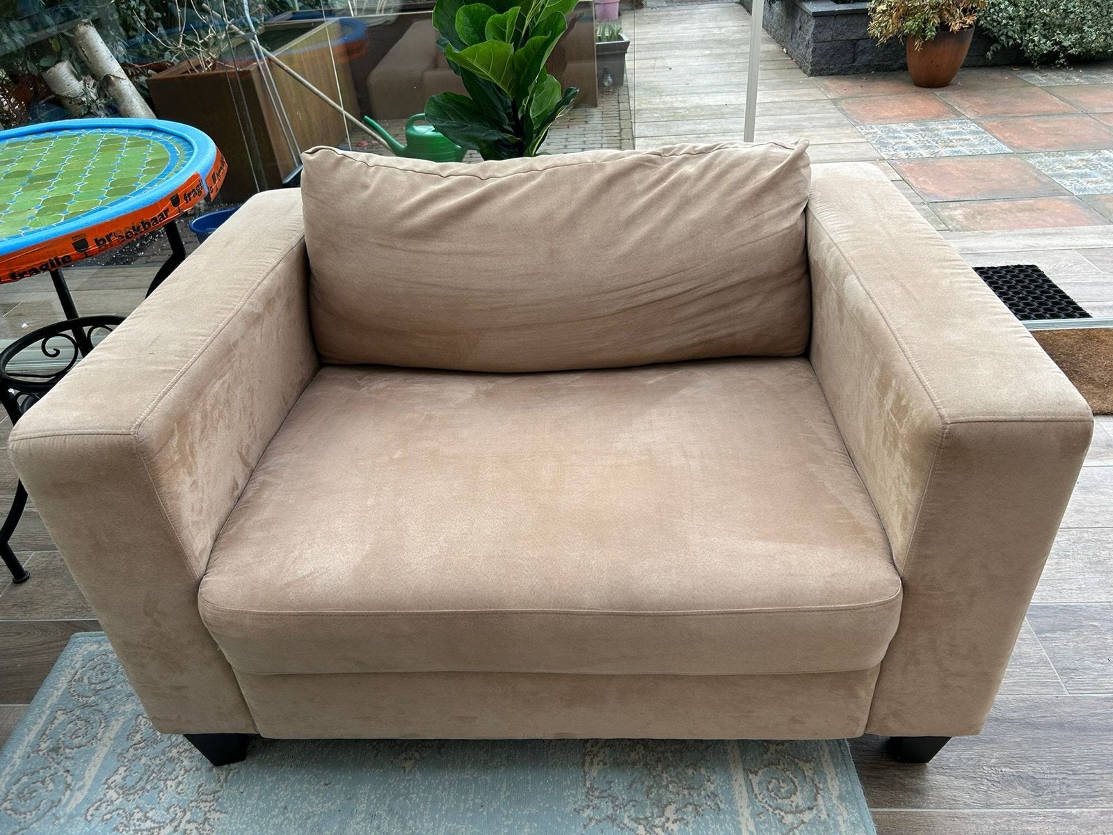 Comfortabele bank (loveseat) - oudroze/beige, Ophalen, Gebruikt, Stof, 75 tot 100 cm
