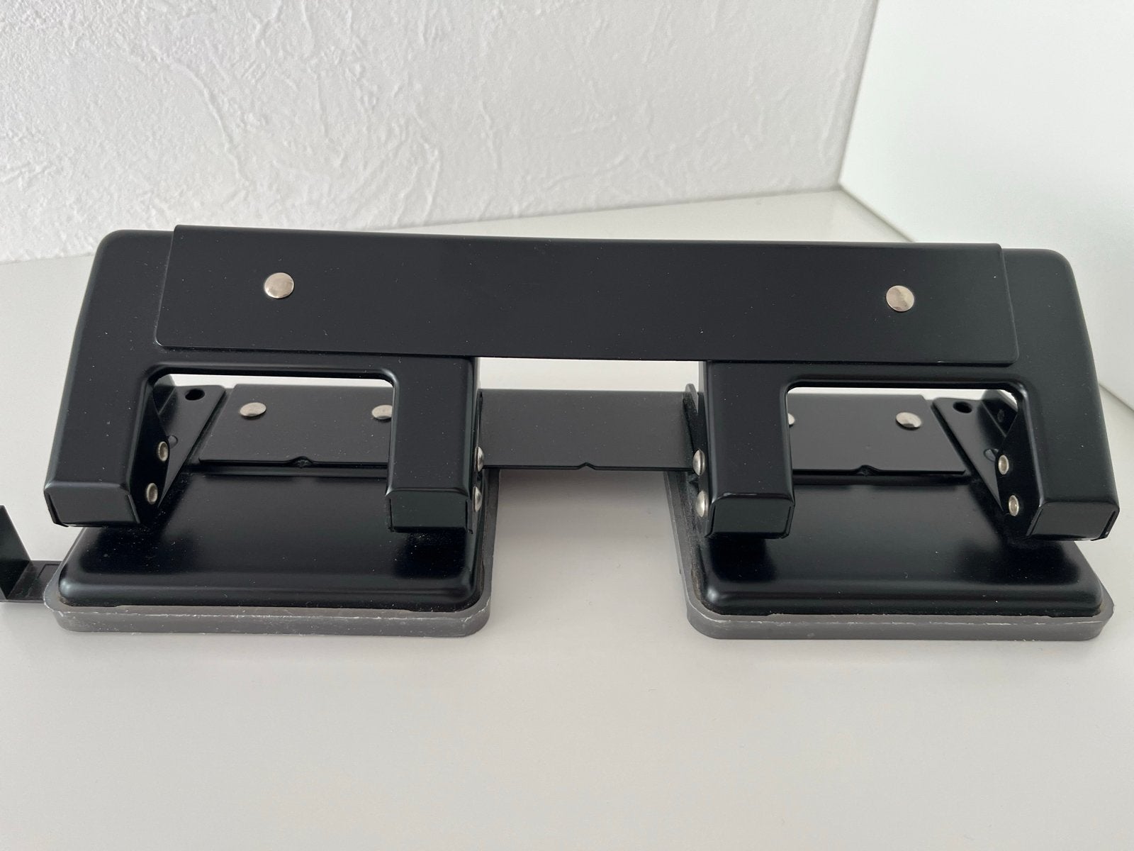 Zwarte 4-gaats perforator, Ophalen of Verzenden, Gebruikt
