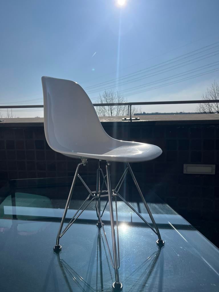 Kinderstoel in Eames stijl, Ophalen of Verzenden, Gebruikt, Overige typen