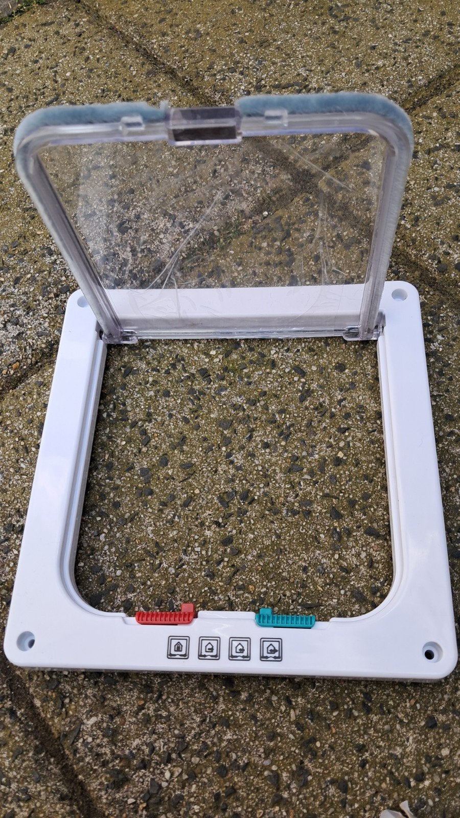 Kattenluik nieuw in doos  14 x 15 cm, Dieren en Toebehoren, Ophalen of Verzenden