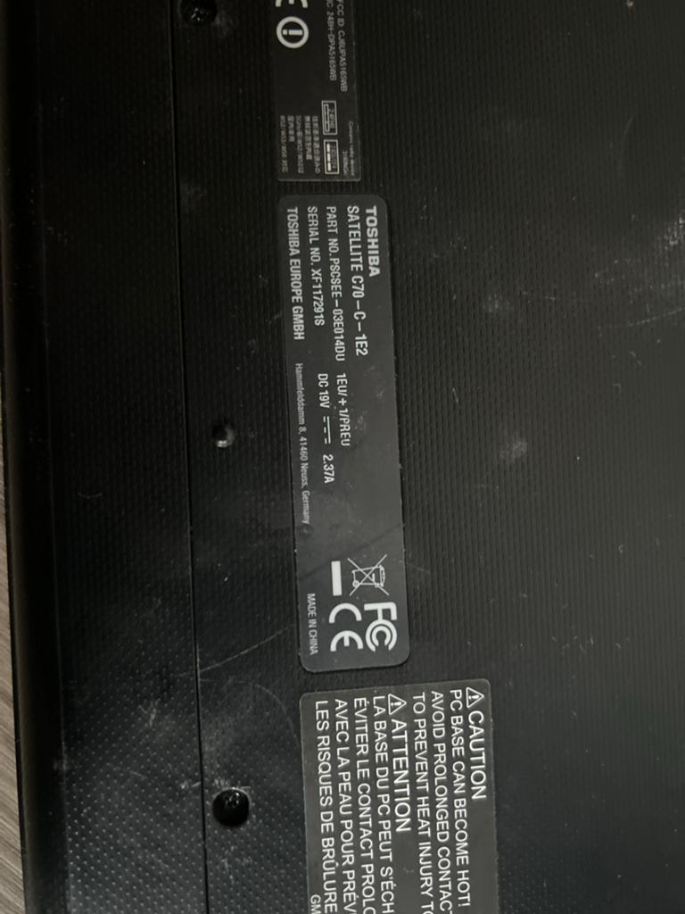 Toshiba Satellite C70-C-1EZ Laptop - Werking Onbekend, Computers en Software, Windows Laptops, Qwerty, Ophalen of Verzenden, Niet werkend