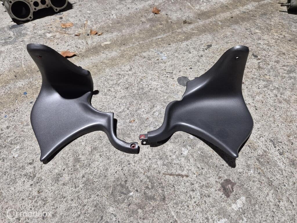 Dashboardkapje kapjes dashboard kuip binnenkant ST2 ST4 ST, Motoren, Onderdelen | Ducati, Gebruikt, Factorystore.service@ducati.com