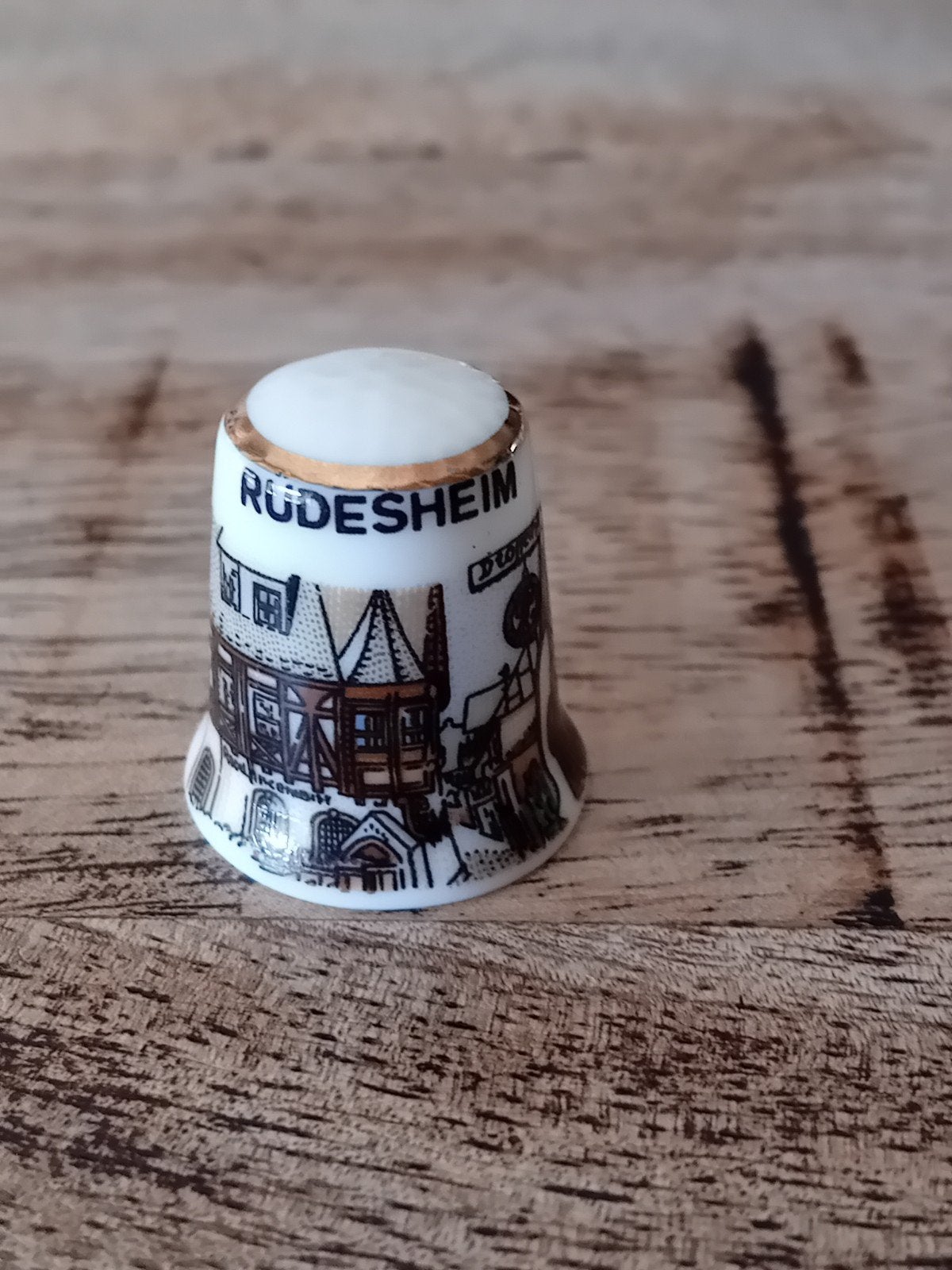Vingerhoedjes verzamelen Rudesheim reutter, Verzamelen, Ophalen of Verzenden, Zo goed als nieuw