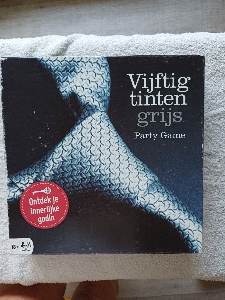 Vijftig tinten grijs Party Game: licht erotisch spel., Hobby en Vrije tijd, Gezelschapsspellen | Bordspellen, Ophalen of Verzenden
