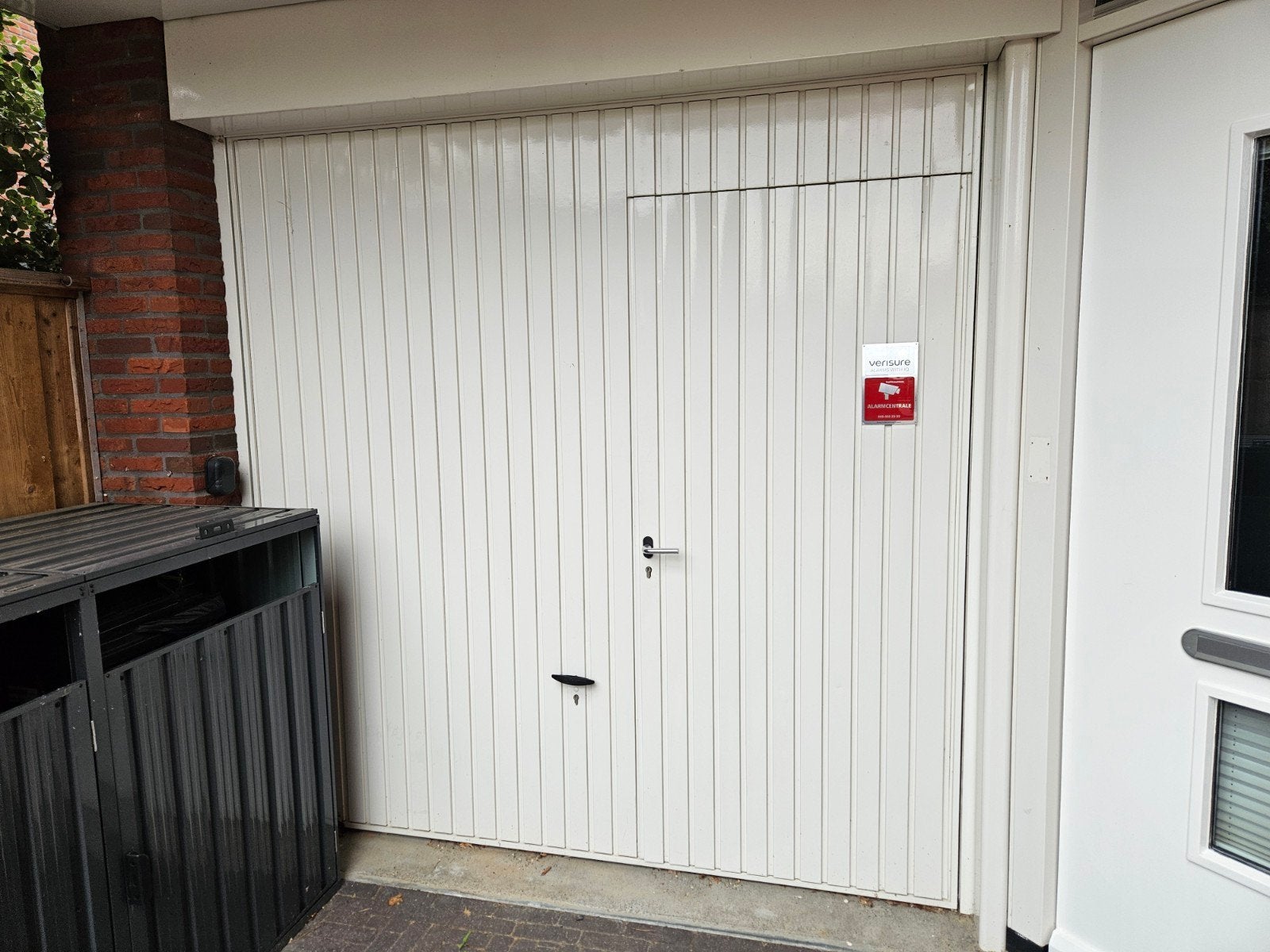 Geïsoleerde stalen garagedeur met loopdeur 240x240cm, Ophalen of Verzenden