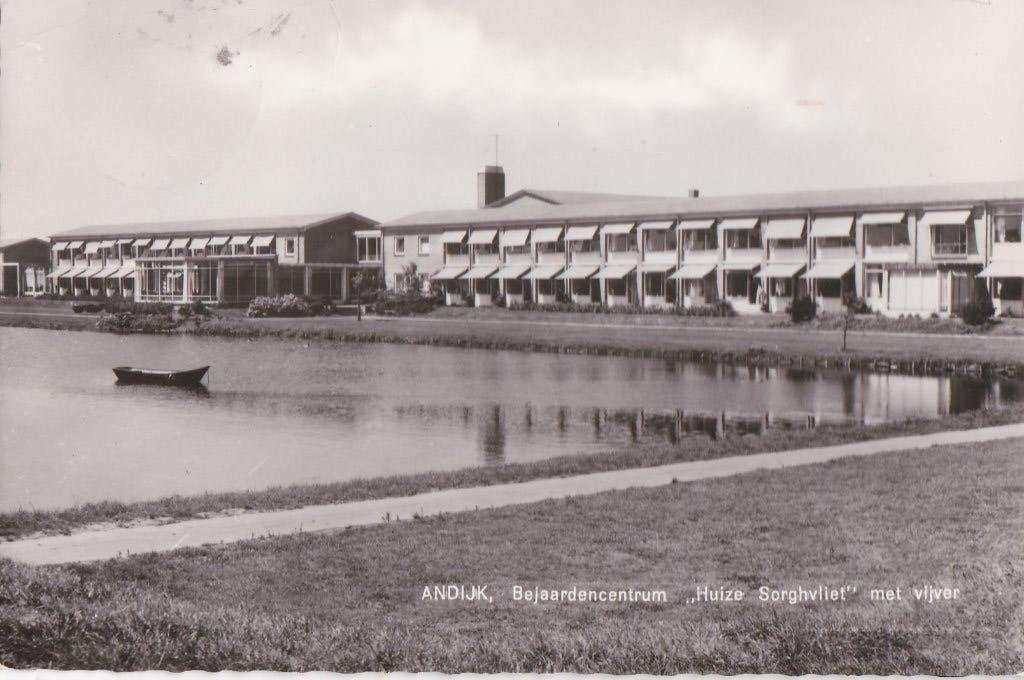 andijk 2 x bejaardencentrum.andijk oost zonnige hoek, Ophalen of Verzenden, Voor 1920, Noord-Brabant