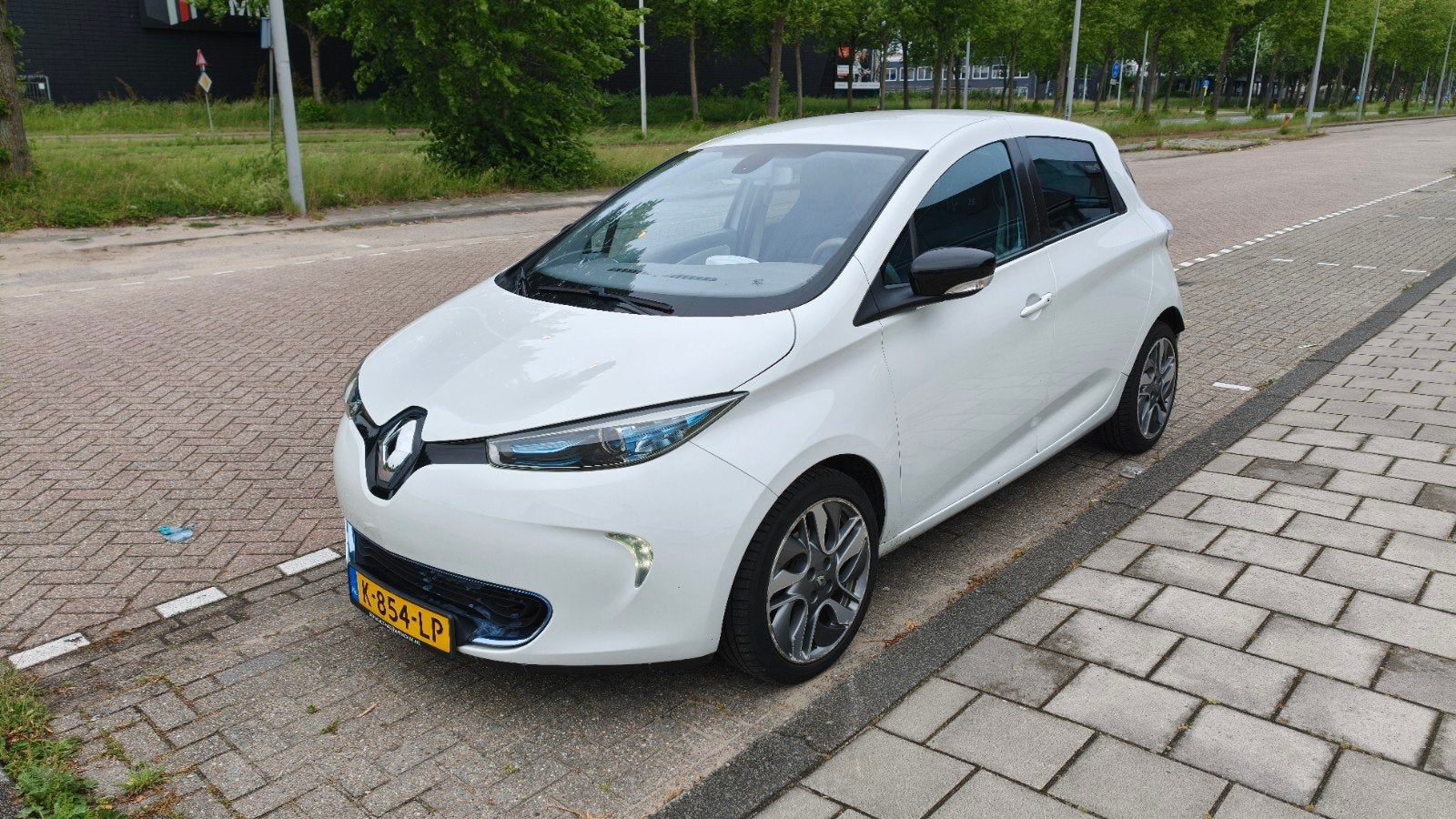 ZOE Q210 ZEN 2013 KOOPACCU 43 kW Snelladen -APK t/m mei 2027, Auto's, 58 pk, Wit, Leder, Elektrisch