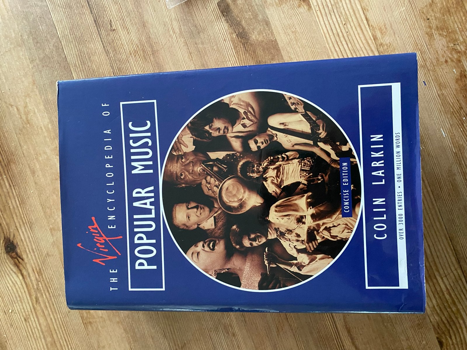 The Virgin Encyclopedia of Popular Music - Colin Larkin, Ophalen of Verzenden, Zo goed als nieuw, Genre of Stijl