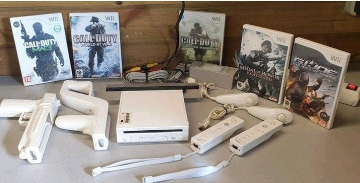 Nintendo wii games 6 stuks met complete console + extras, Ophalen of Verzenden