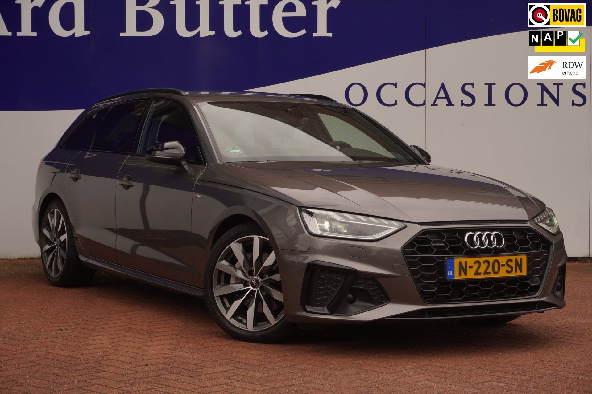 Audi A4 Avant 40 TFSI Quattro S edition / MatrixLED / Camera, Automaat, Gebruikt, 4 cilinders, 1984 cc