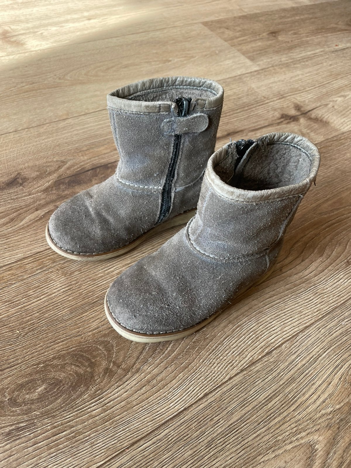 Froddo barefoot waterdichte schoenen maat 26, Gebruikt, Meisje, Schoenen, Ophalen of Verzenden