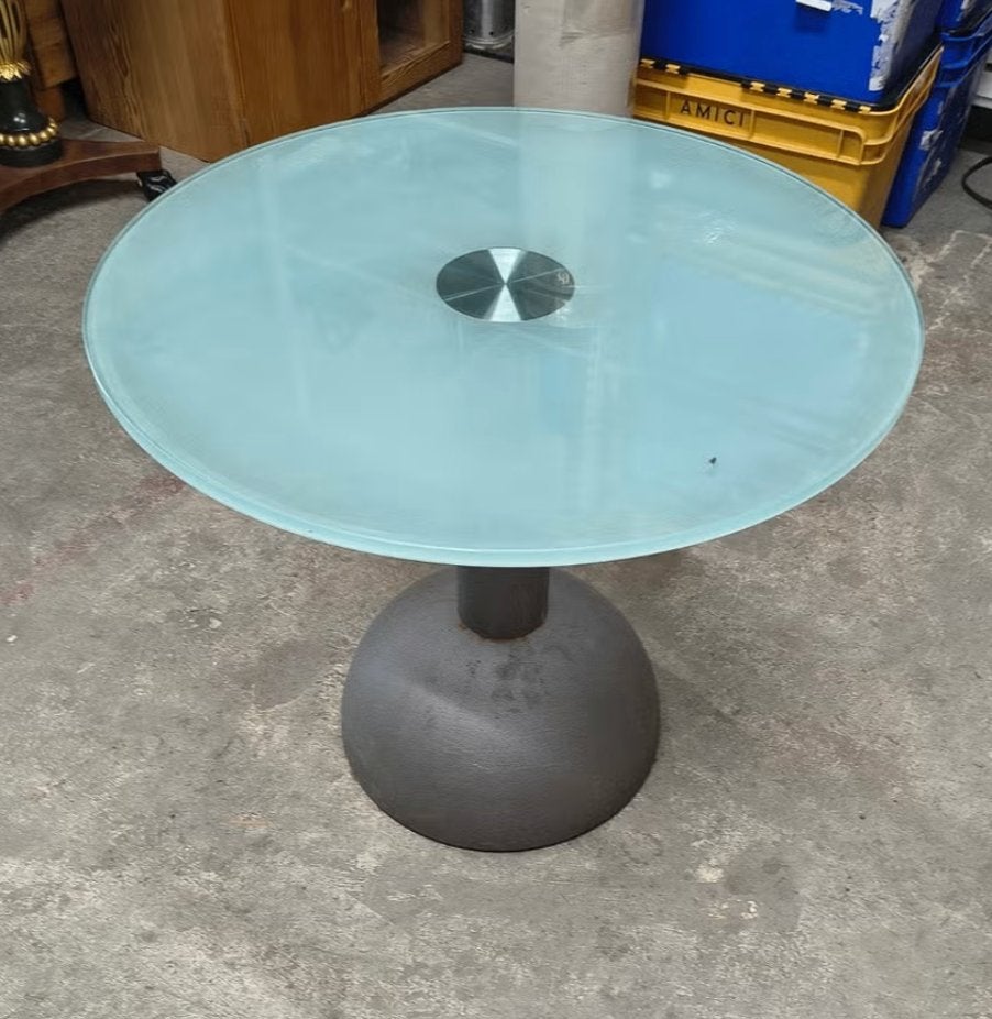 Poltrona Frau Calice salontafel, Ophalen