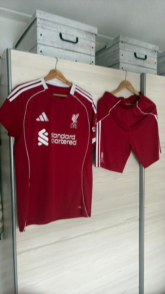 Nike Liverpool voetbaltenue ZGAN, Ophalen of Verzenden, Zo goed als nieuw, Trainingspak