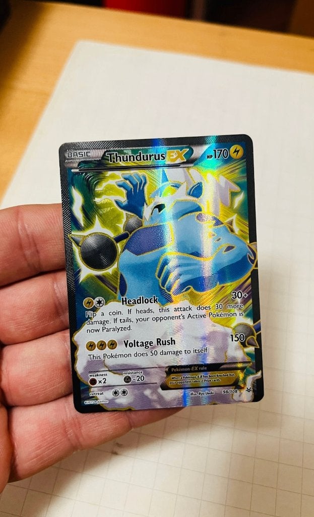 Thundurus 98/108 Holo Roaring Skies Pokemon, Verzenden, Zo goed als nieuw, Losse kaart, Foil