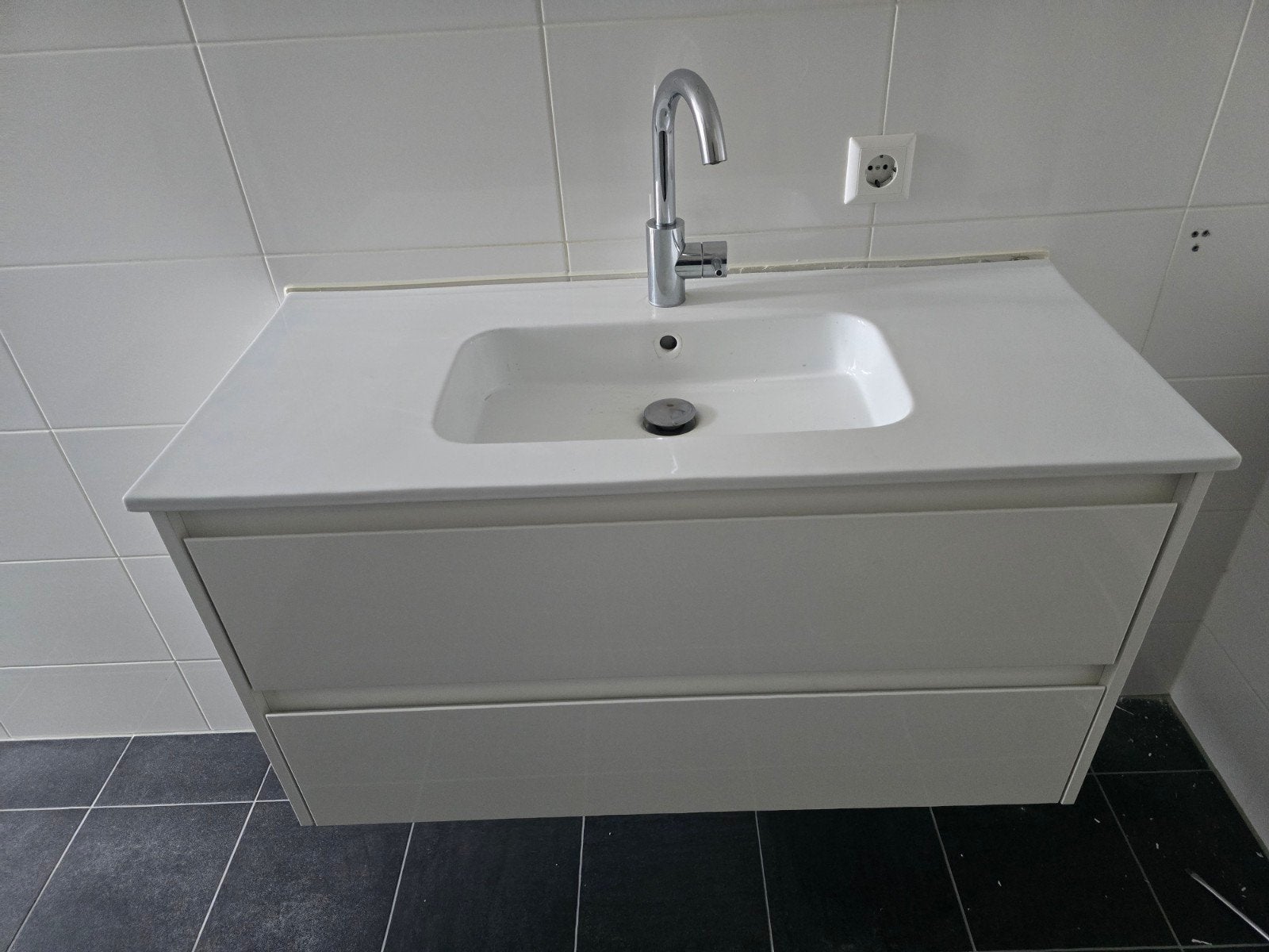 Badkamermeubel met wastafel 102cm breed, Ophalen of Verzenden, Gebruikt, 100 tot 150 cm, Wastafelkast