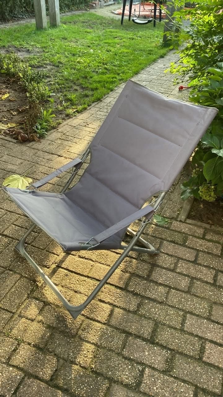 Comfortabele Relaxstoel - Ideaal voor Tuin of Balkon, Ophalen, Gebruikt, Metaal, Inklapbaar
