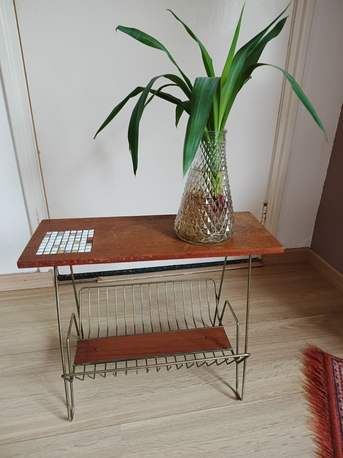 Vintage lectuur tafeltje jaren 50/60, Ophalen of Verzenden, Gebruikt, 25 tot 50 cm, Rechthoekig