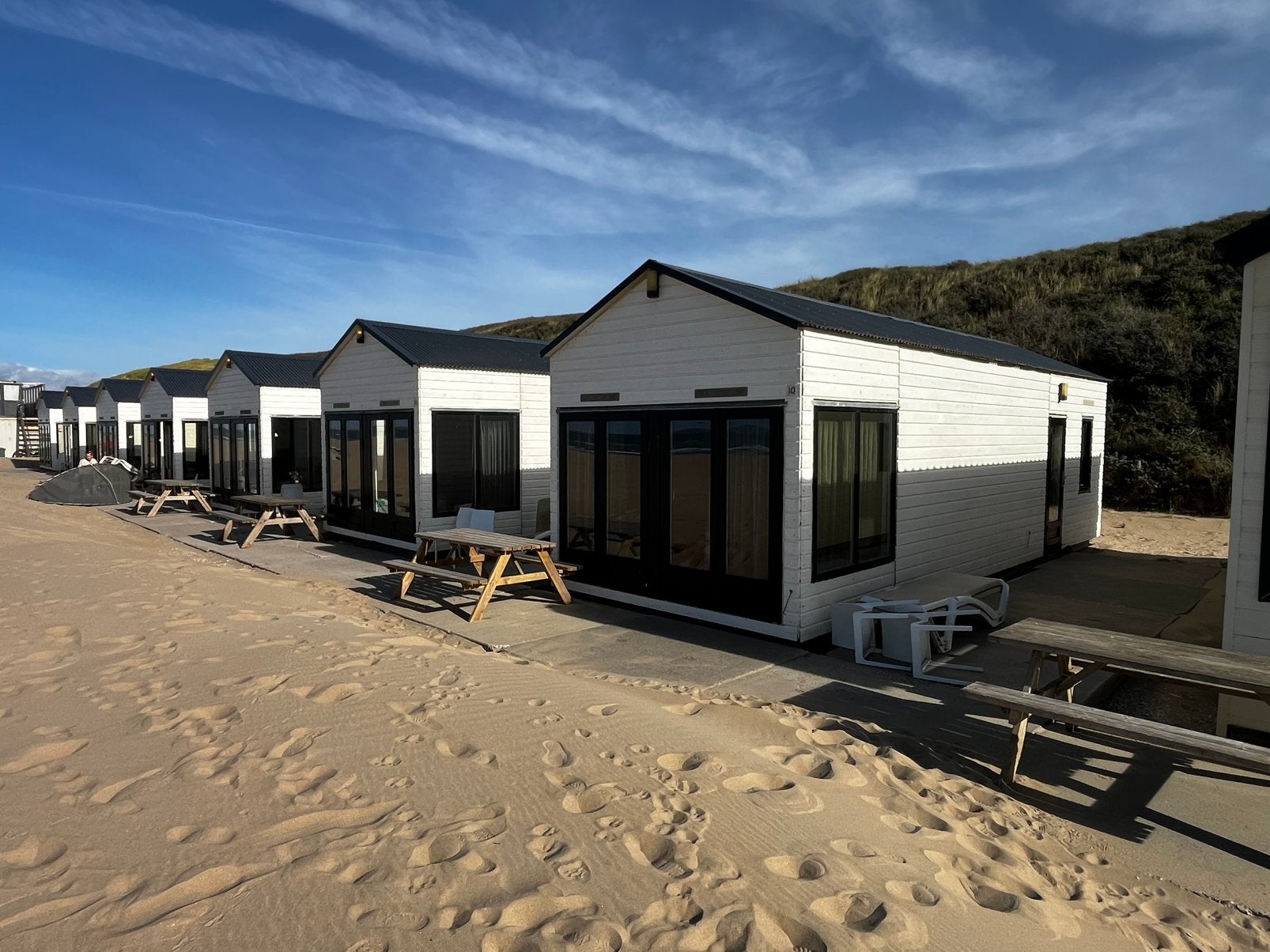 Strandhuis, Tiny house, enz stekkerklaar incl C.V. & meubels, Info@izi-hoogwerkerhuren.nl, Beachroad 8, Happy Holiday, Tot en met 6
