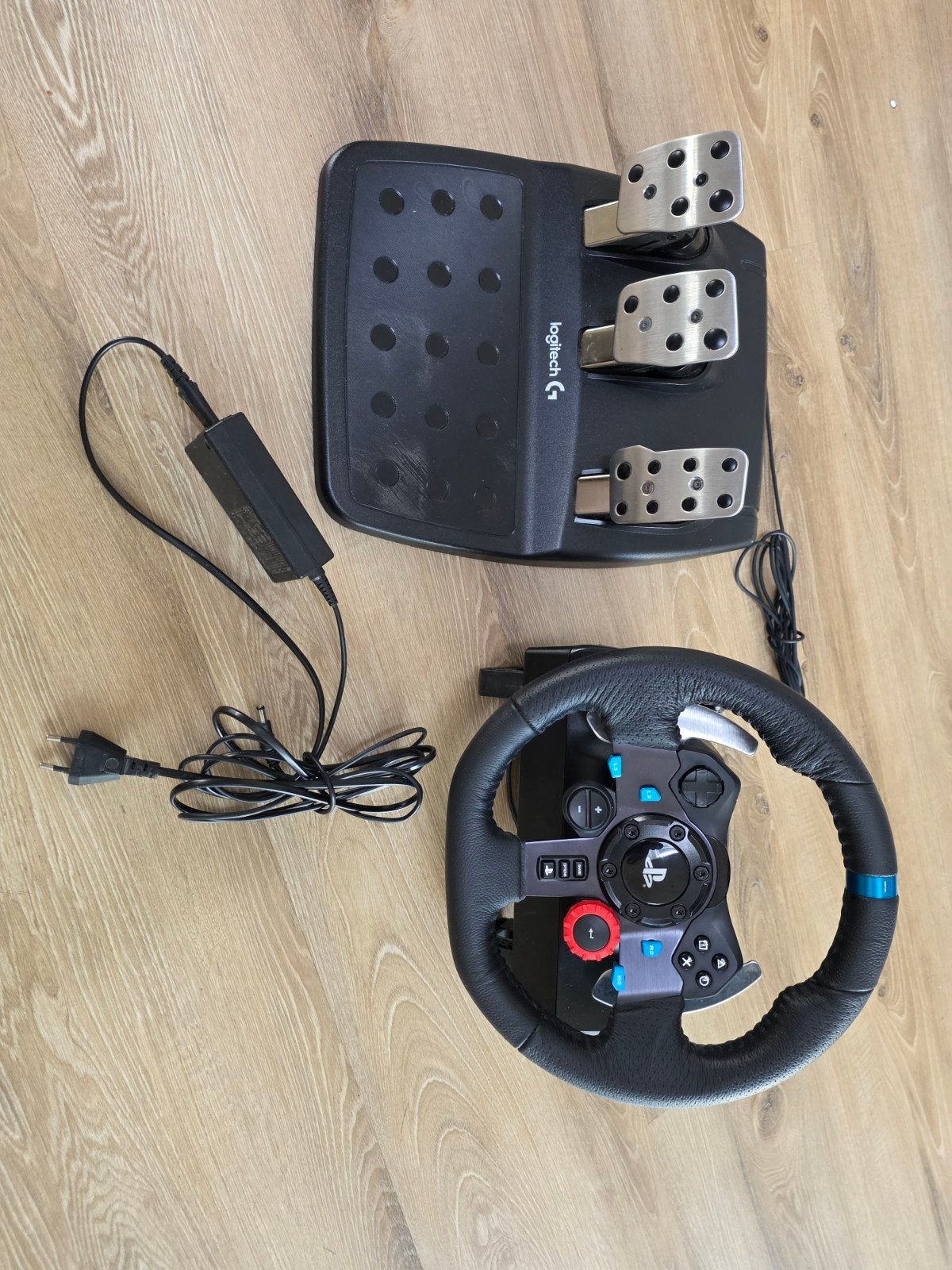 Logitech G29 racestuur met pedalen voor PlayStation/PC, Ophalen, Racestuur, Force feedback, PlayStation