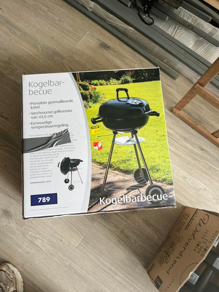 Kogel barbecue nooit gebruikt, Ophalen, Zo goed als nieuw