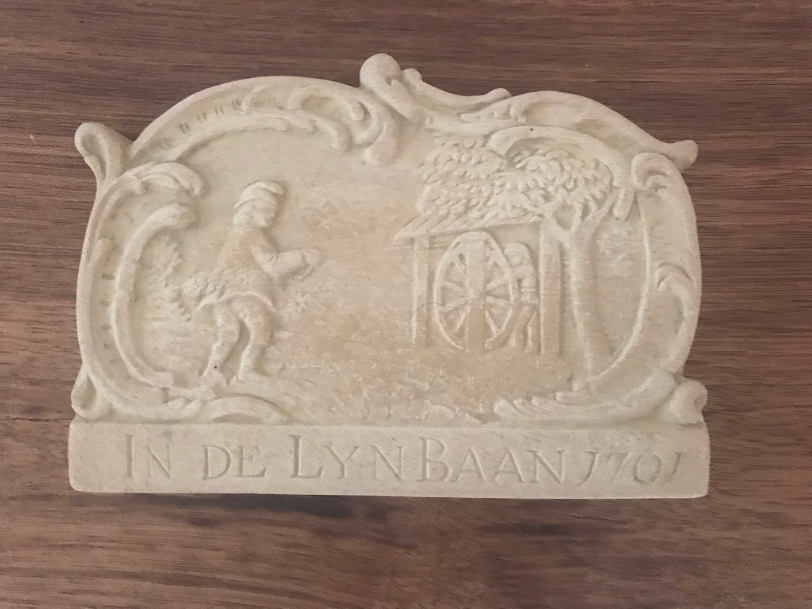 Gevelsteen/wandplaat “in de lijnbaan 1707”, Ophalen of Verzenden