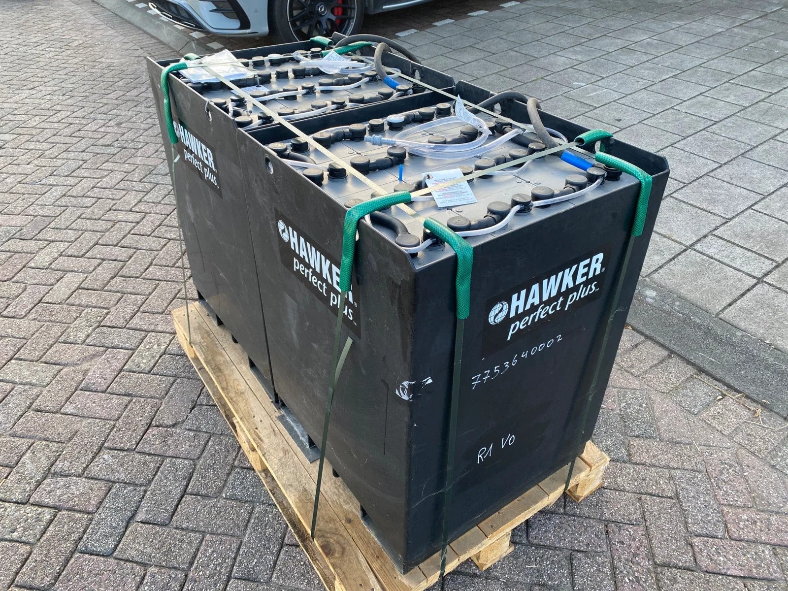 Hawker 48/ 24v 1240aH ZO GOED ALS NIEUWE BATTERIJ / HEFTRUCK, HAWKER, Marconistraat 2
3133 KL  Vlaardingen, NL, Heftruck, Overige aandrijving
