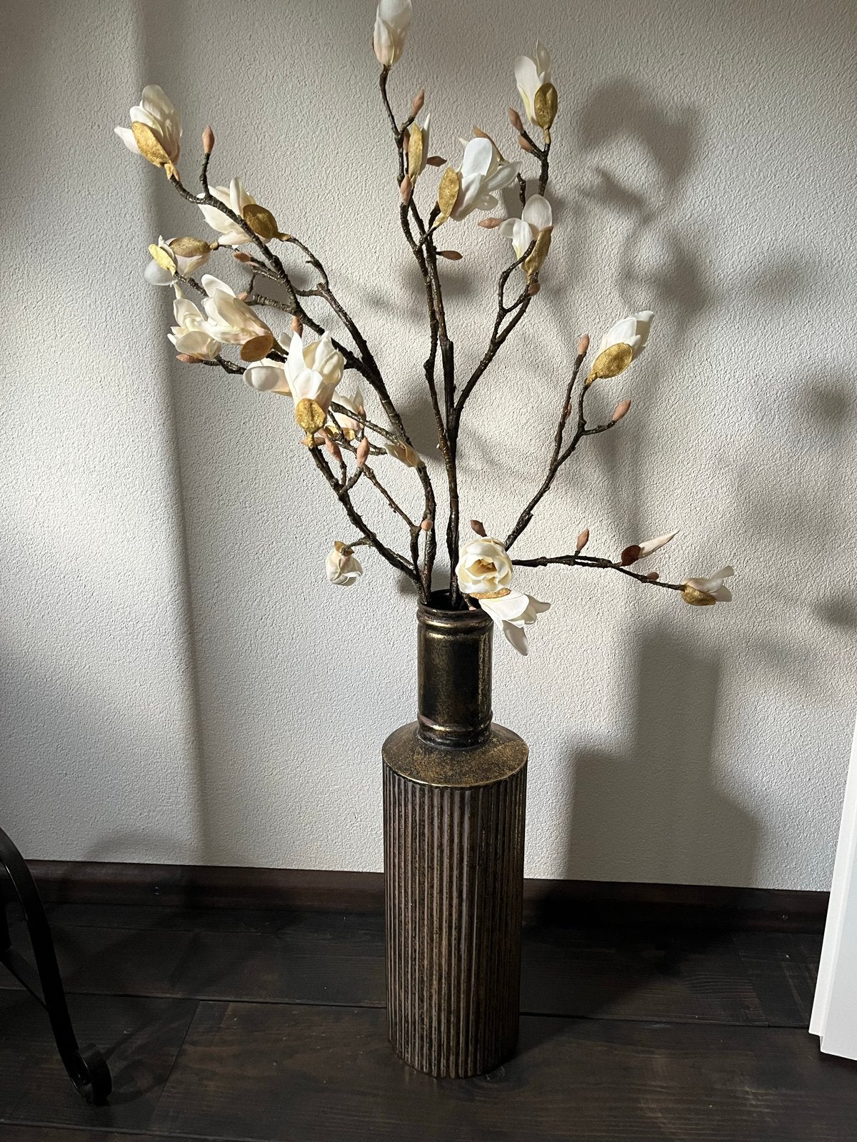 Bronzen/Gouden Metalen vaas, Ophalen of Verzenden, Zo goed als nieuw, Metaal, Geschikt voor droogbloemen