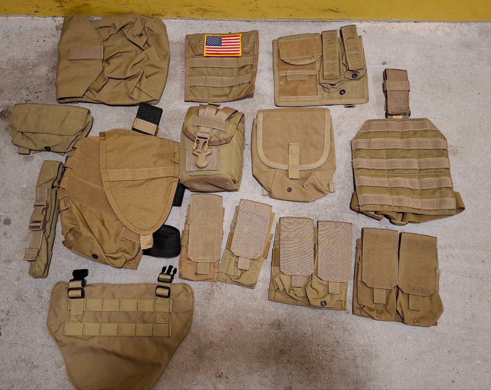 Diverse pouches KCT MARSOF DSI Eagle Industries Blackhawk, Verzamelen, Verzenden, Landmacht, Nederland