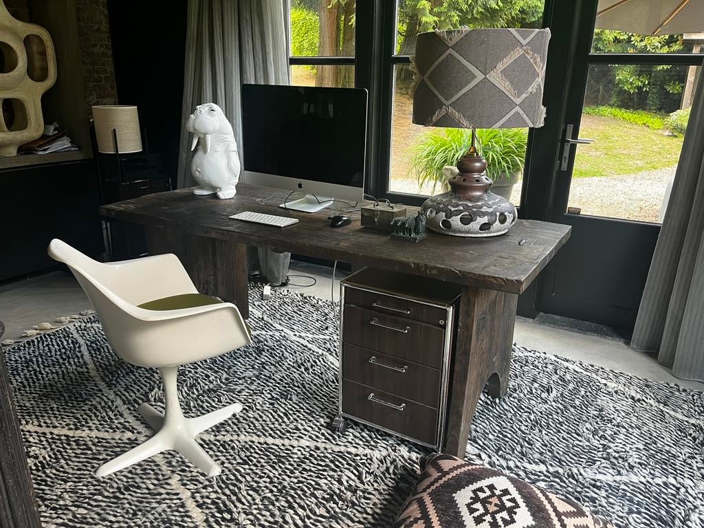 Spaanse eettafel/ buro met ijzeren beslag, Huis en Inrichting, Tafels | Eettafels, Ophalen, Gebruikt, 50 tot 100 cm, 150 tot 200 cm