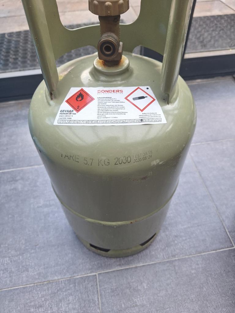 Campinggasfles (LEEG) of tegen bijbetaling vol en verzegeld, Caravans en Kamperen, Kampeeraccessoires, Ophalen