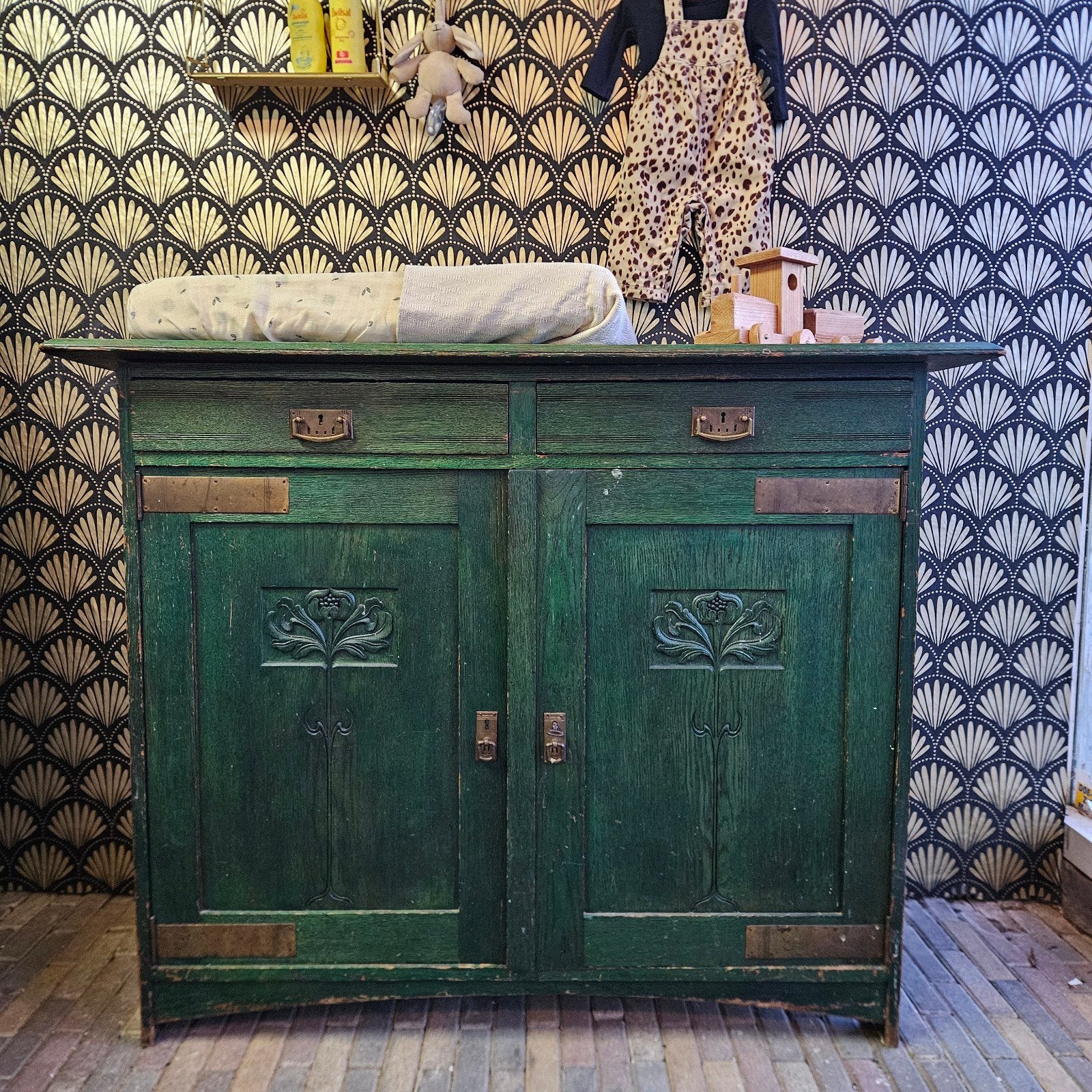 Leuke groene commode/dressoir, 105 cm of meer, Ophalen of Verzenden, Minder dan 50 cm, 100 cm of meer
