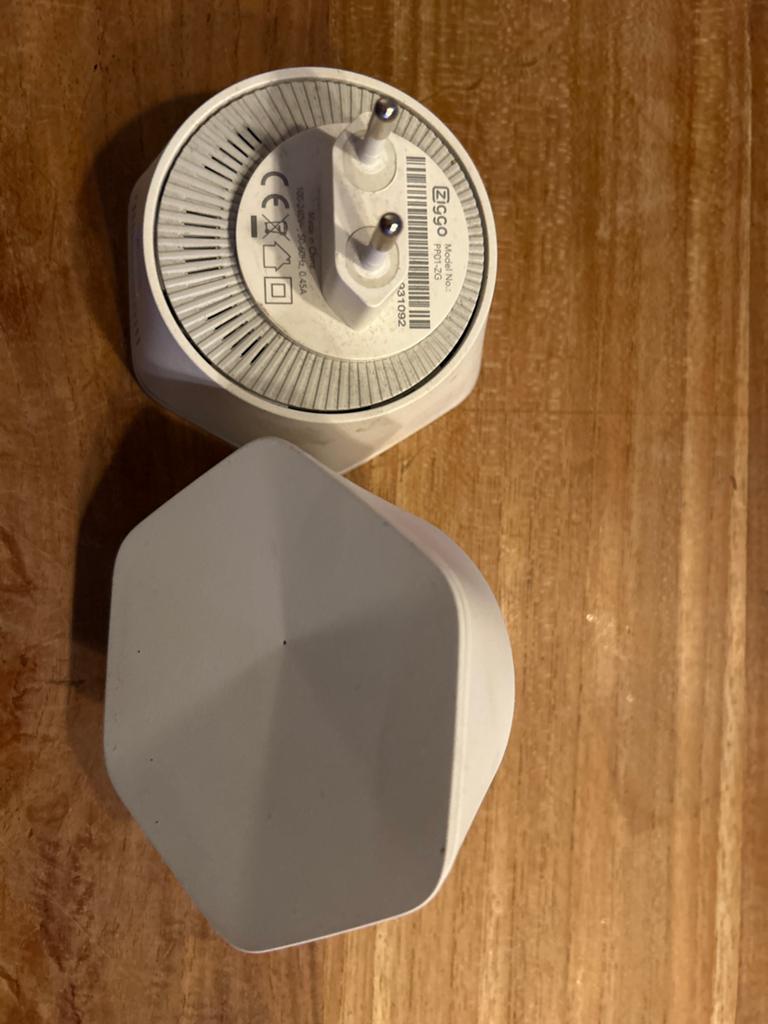 Ziggo SmartWifi Wifi-booster / Powerplug PP01-ZG, Ophalen, Zo goed als nieuw, Router