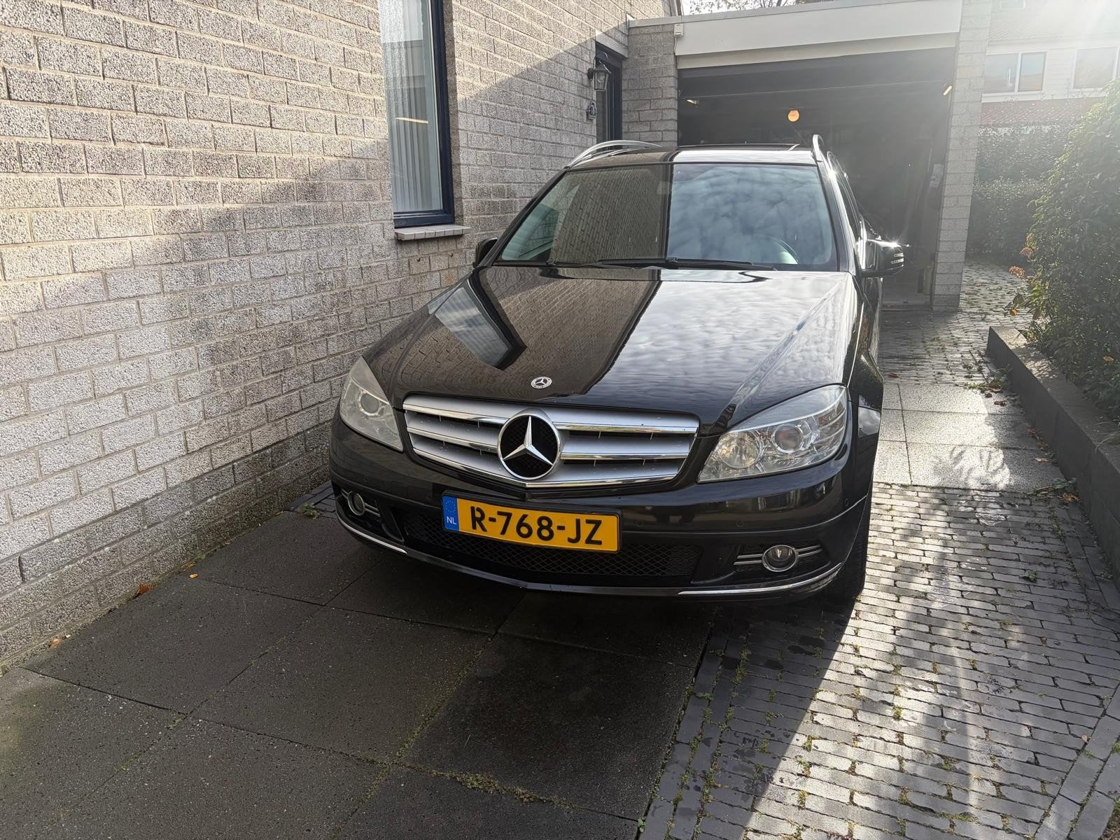 Mercedes-Benz C-Klasse 1.6 C180 Kompr. Estate AUT 2009 Zwart, Achterwielaandrijving, 1800 kg, 1445 kg, Zwart