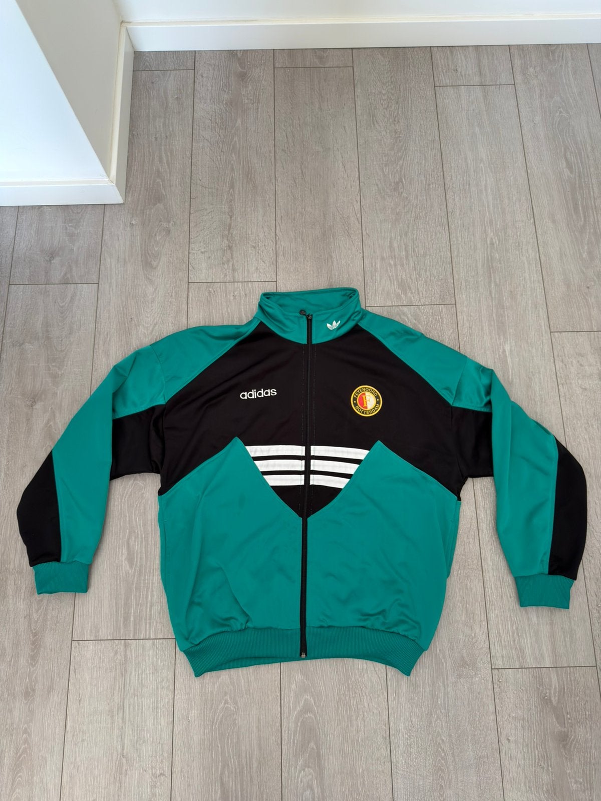 Feyenoord trainingsjack 1992 Vintage Size L, Ophalen of Verzenden, Zo goed als nieuw, Trainingspak