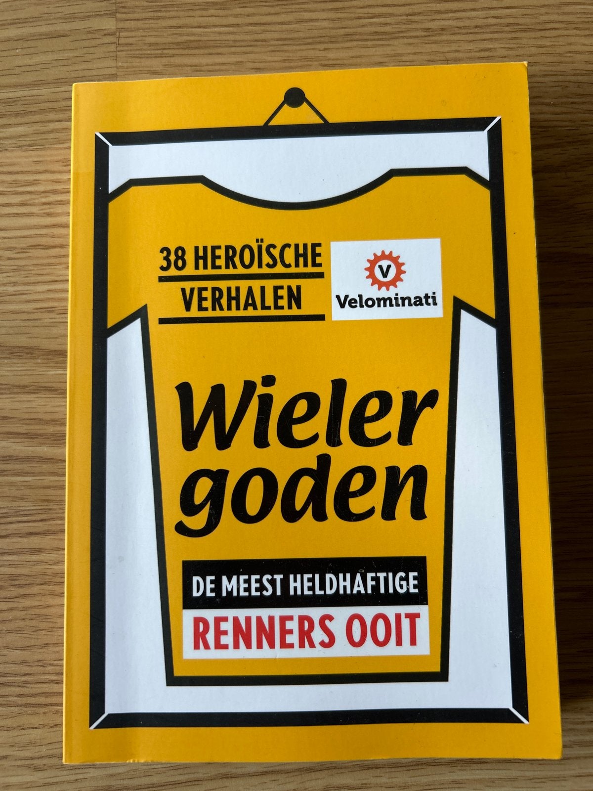 Wielergoden: De Meest Heldhachtige Renners Ooit, Ophalen of Verzenden, Zo goed als nieuw, Lopen en Fietsen
