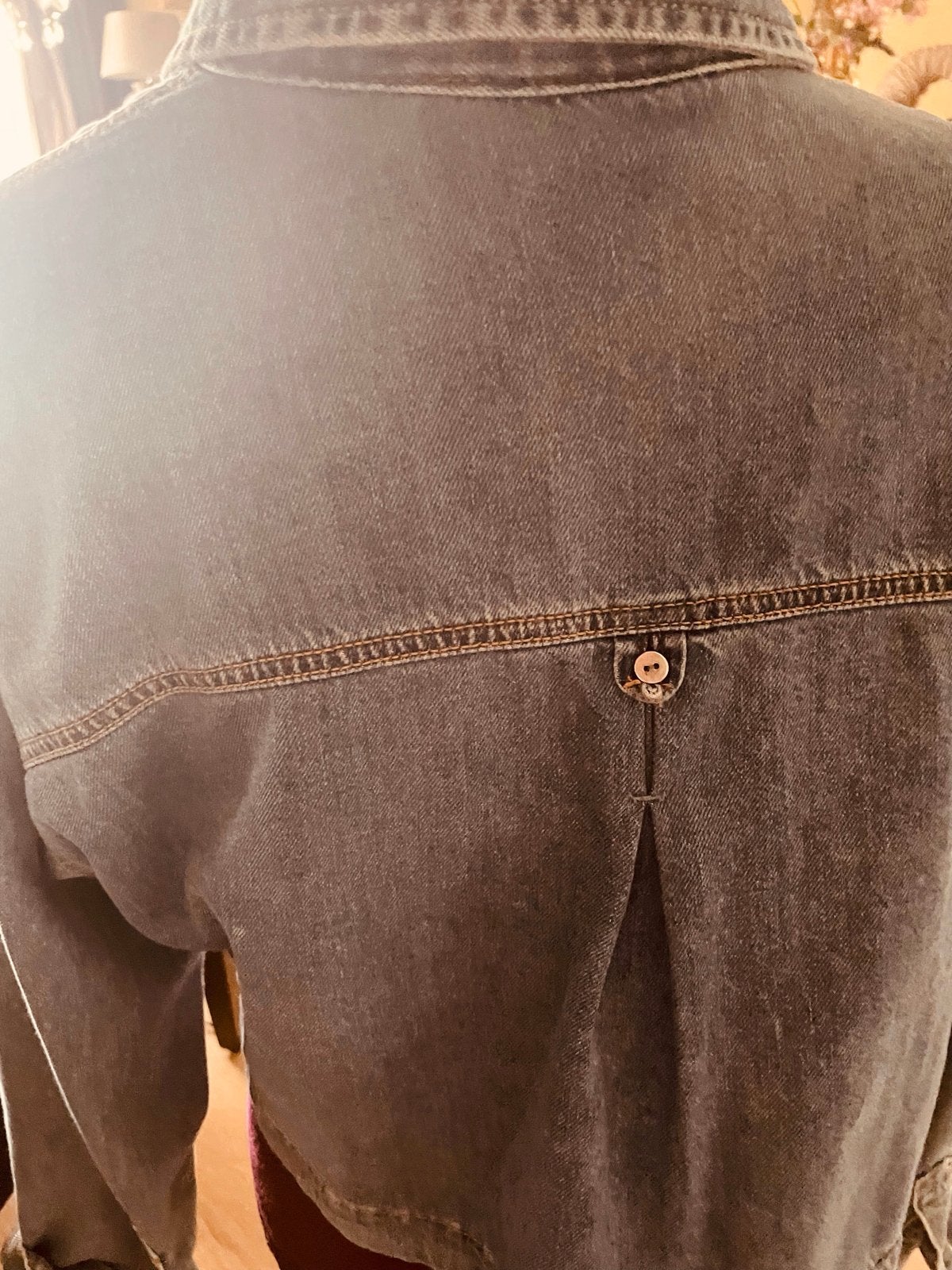 Zara spijkerjasje maat L, lichtblauw, zo goed als nieuw, Kleding | Dames, Ophalen of Verzenden, Zo goed als nieuw, Maat 42/44 (L)