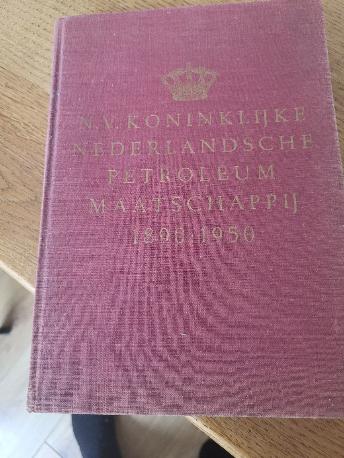 N.V. Koninklijke Nederlandse Petroleum Maatschappij 18901950, Ophalen of Verzenden, Gelezen, Onbekend, Nederland
