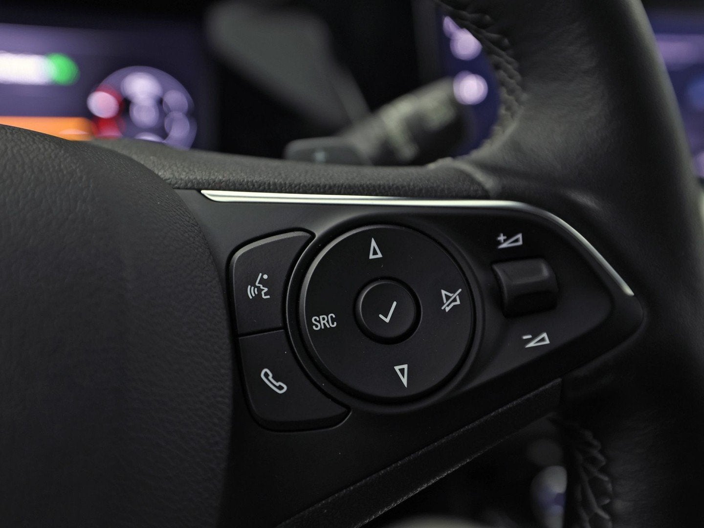 Foto 19 van Opel Grandland 1.6 Turbo Plug-In Hybrid Elegance Black Pack