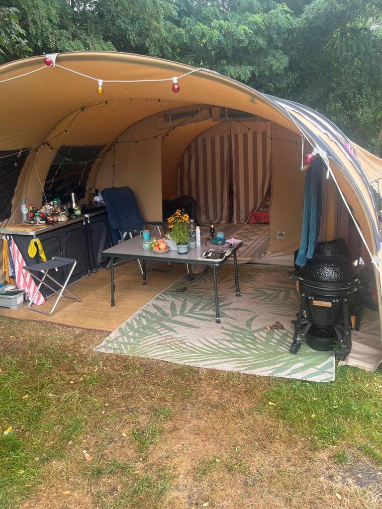 ZGAN: Complete Karsten Imperia met verlengluifel, Caravans en Kamperen, Tenten, Ophalen, Zo goed als nieuw, Tot en met 6