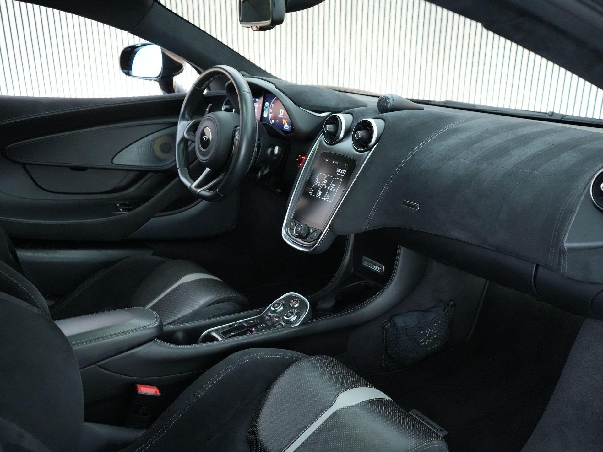 McLaren 570GT 3.8 570pk |luchtvering|Bowers&Wilkins|neus lif, Automaat, Achterwielaandrijving, Gebruikt, Zwart