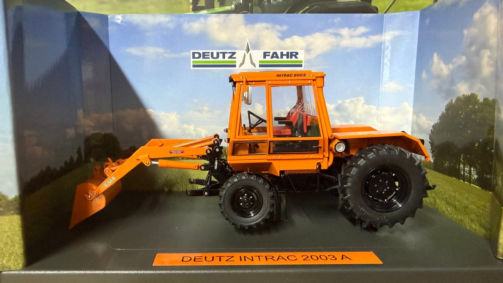 DEUTZ INTRAC 2003 A met voorlader,, Ophalen of Verzenden, Zo goed als nieuw, Auto, Overige merken
