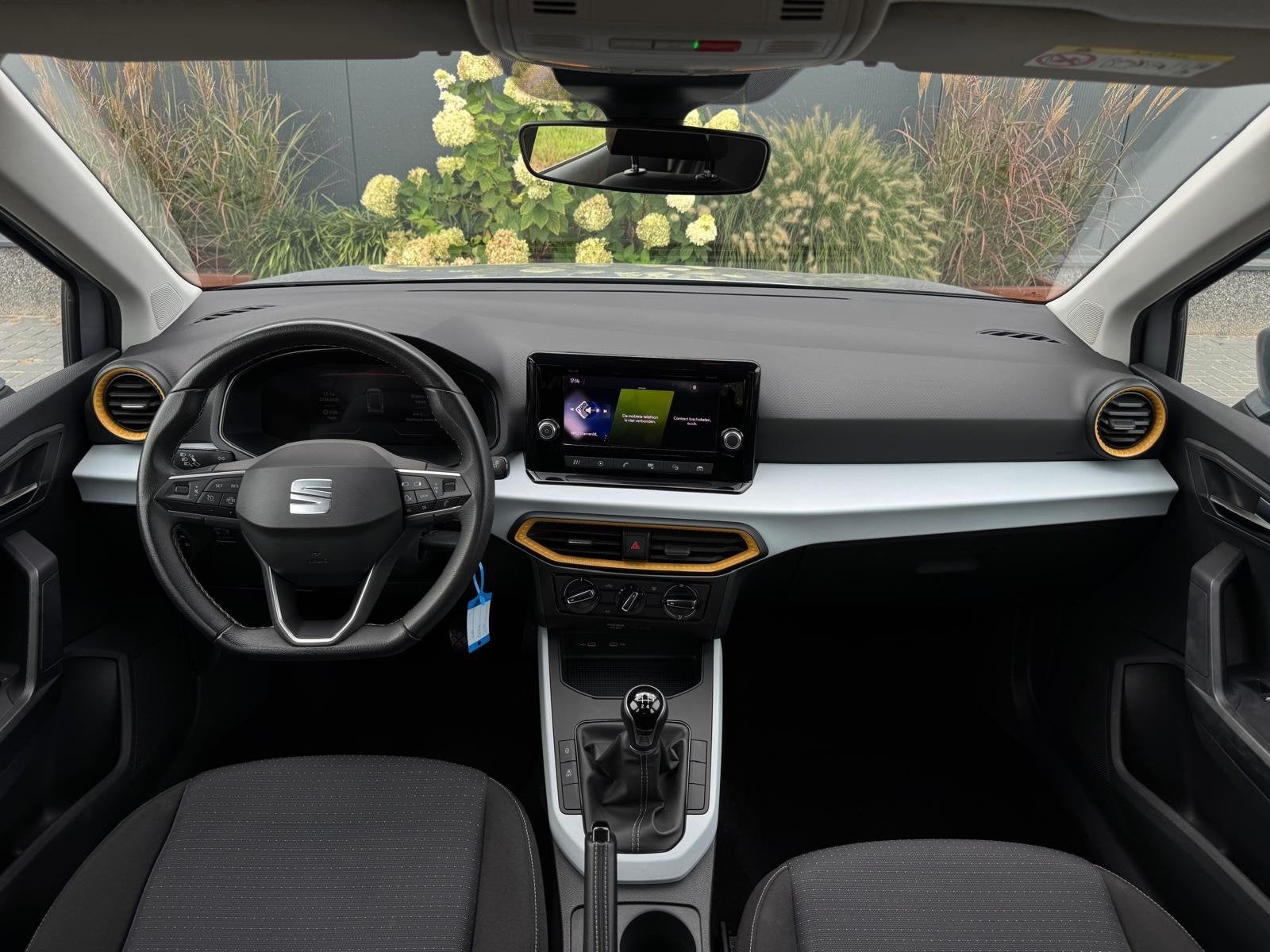 SEAT Arona 1.0 TSI Style |SPORTVELGEN|Carplay|PDC|Airco|Crui, Voorwielaandrijving, Dealer onderhouden, Stof, Gebruikt