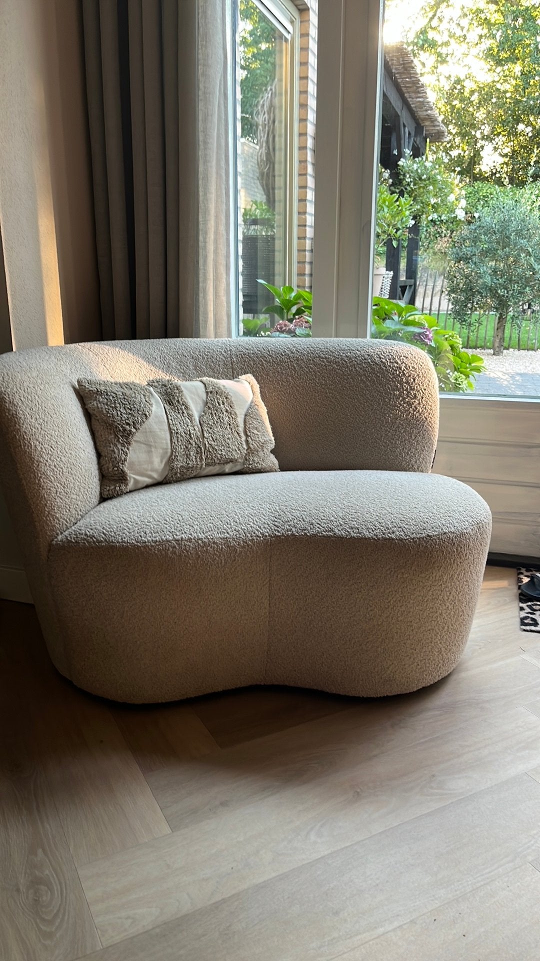 Karwei hoekbankje beige teddy., Ophalen, Tweepersoons, 75 tot 100 cm, Zo goed als nieuw