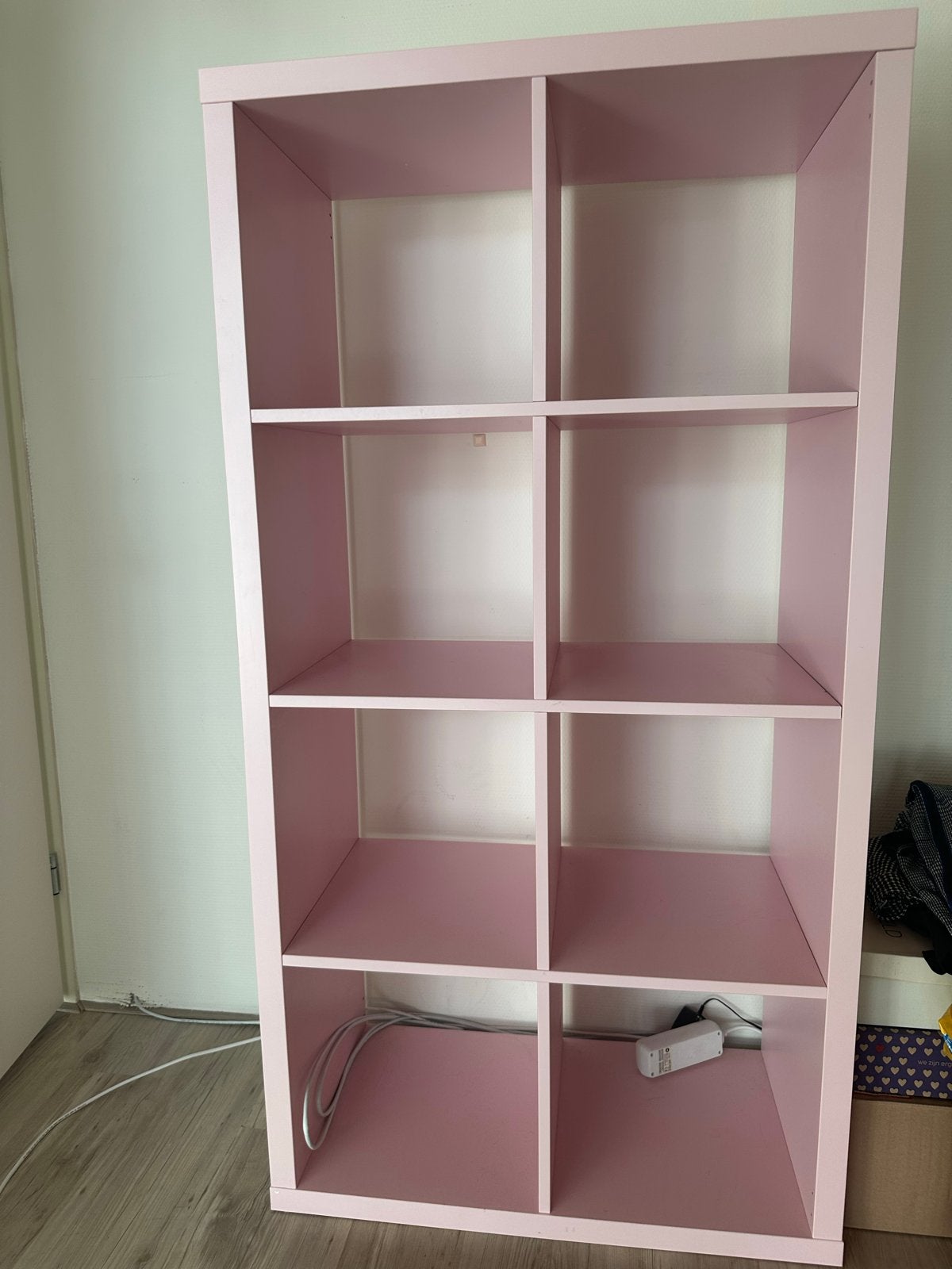 Roze kast met vakken - Ideaal voor opbergen, Ophalen, Met plank(en), Gebruikt, 50 tot 100 cm