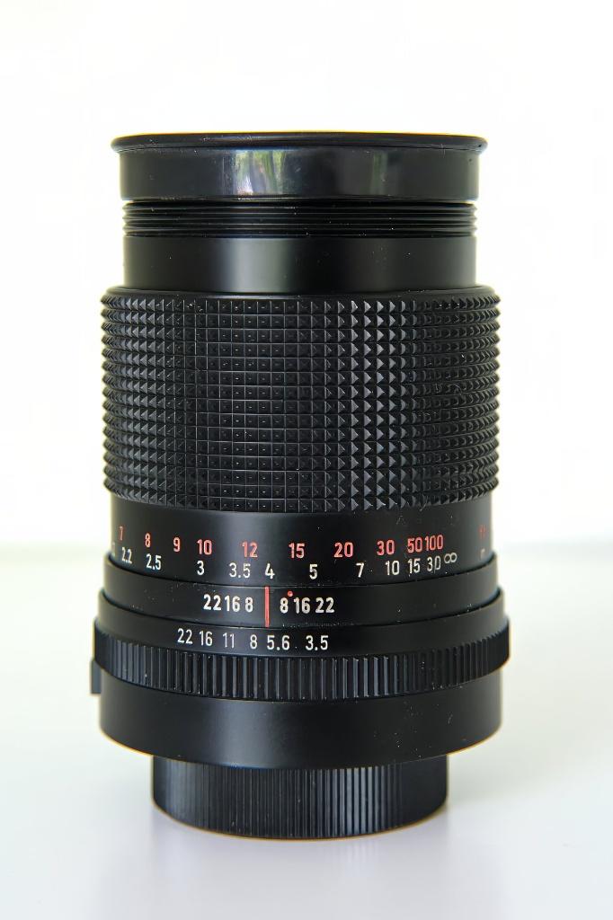 Carl Zeiss 135 mm, Ophalen of Verzenden, Zo goed als nieuw, Telelens